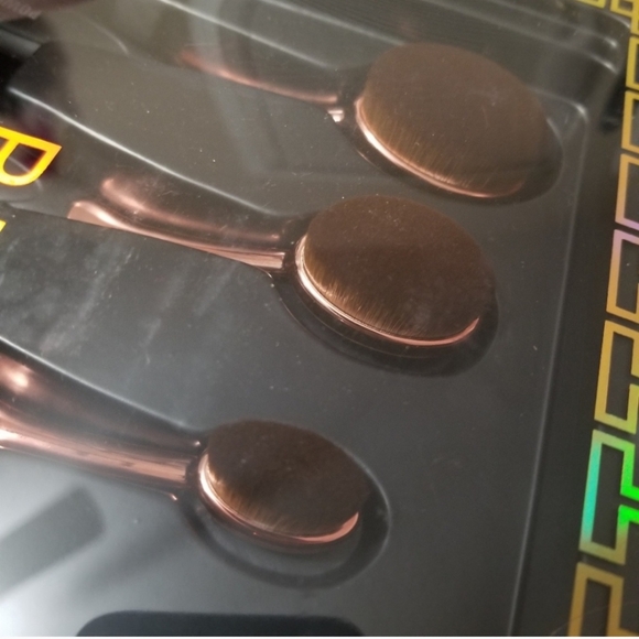 Premium Professional Cosmetic Brush Set 6 piece set - Picture 2 of 4